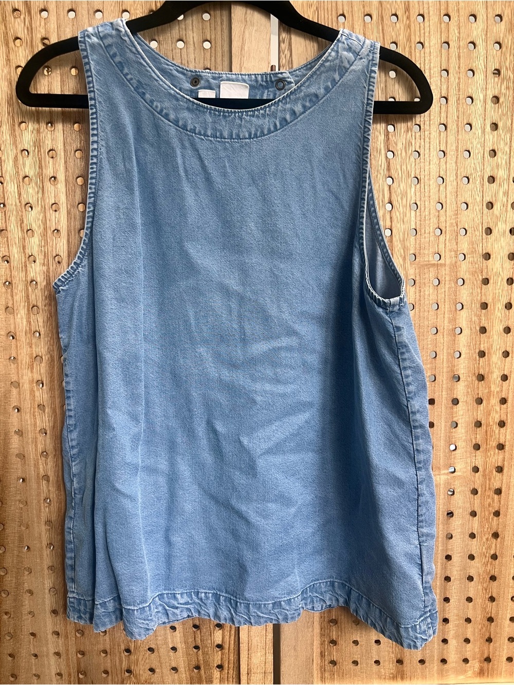 Gap Split-Back Chambray Tank Top Size XS